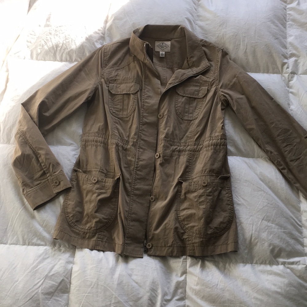 Light weight jacket